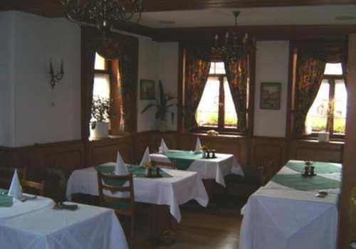 Landhotel Krone Königsbach-Stein Exterior foto